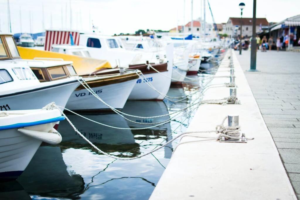 Marina Living With Parking, Balcony, Quiet And Secure Lejlighed Brighton Eksteriør billede