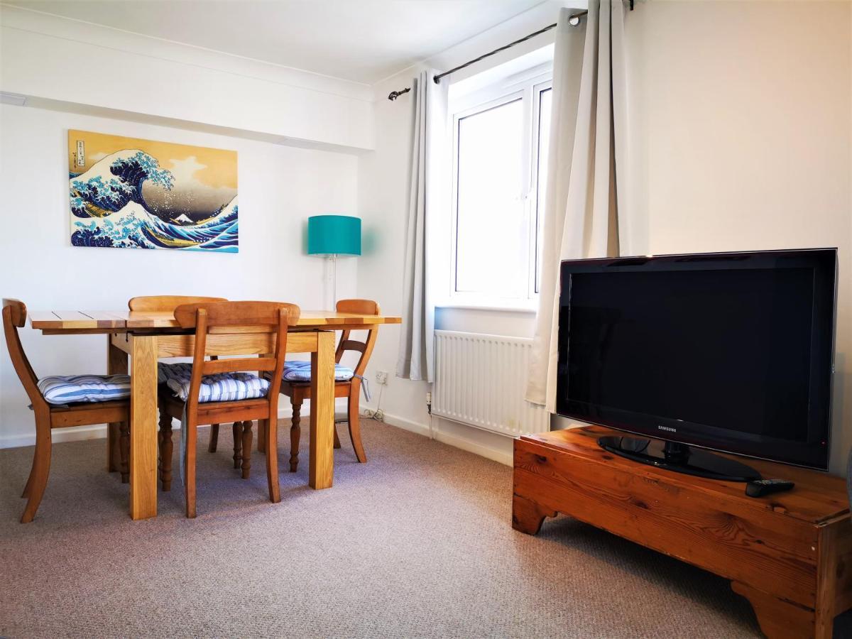 Marina Living With Parking, Balcony, Quiet And Secure Lejlighed Brighton Eksteriør billede